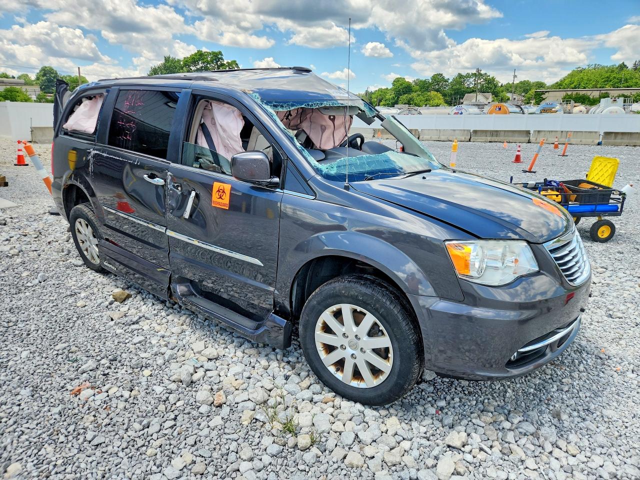 2016 CHRYSLER TOWN & COUNTRY TOURING — снимка 4