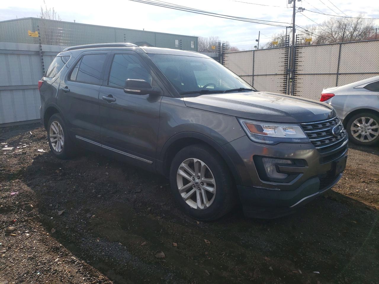 2016 FORD EXPLORER XLT — снимка 4