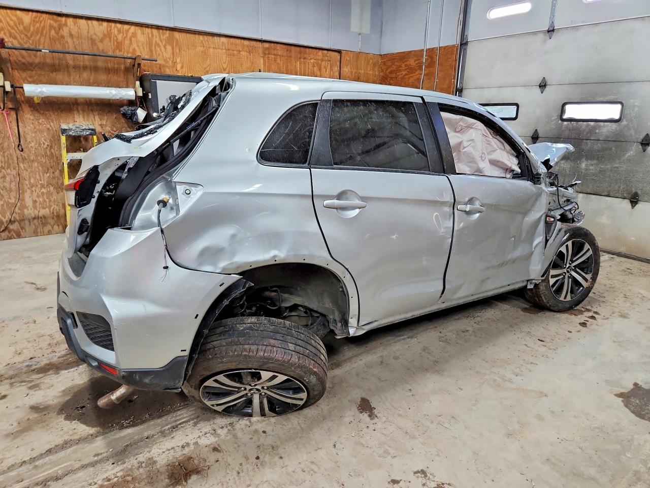 2025 MITSUBISHI OUTLANDER SPORT S — снимка 3