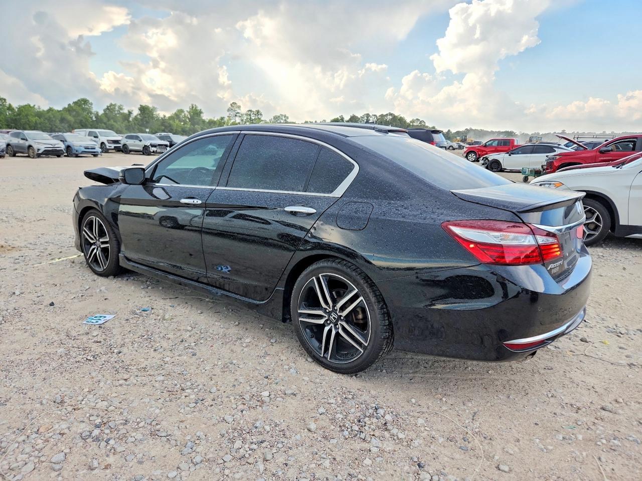 2017 HONDA ACCORD TOURING — снимка 2