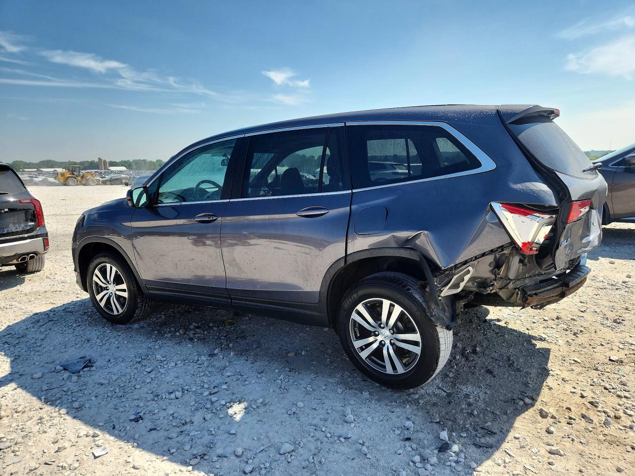 2017 HONDA PILOT EXL — снимка 2