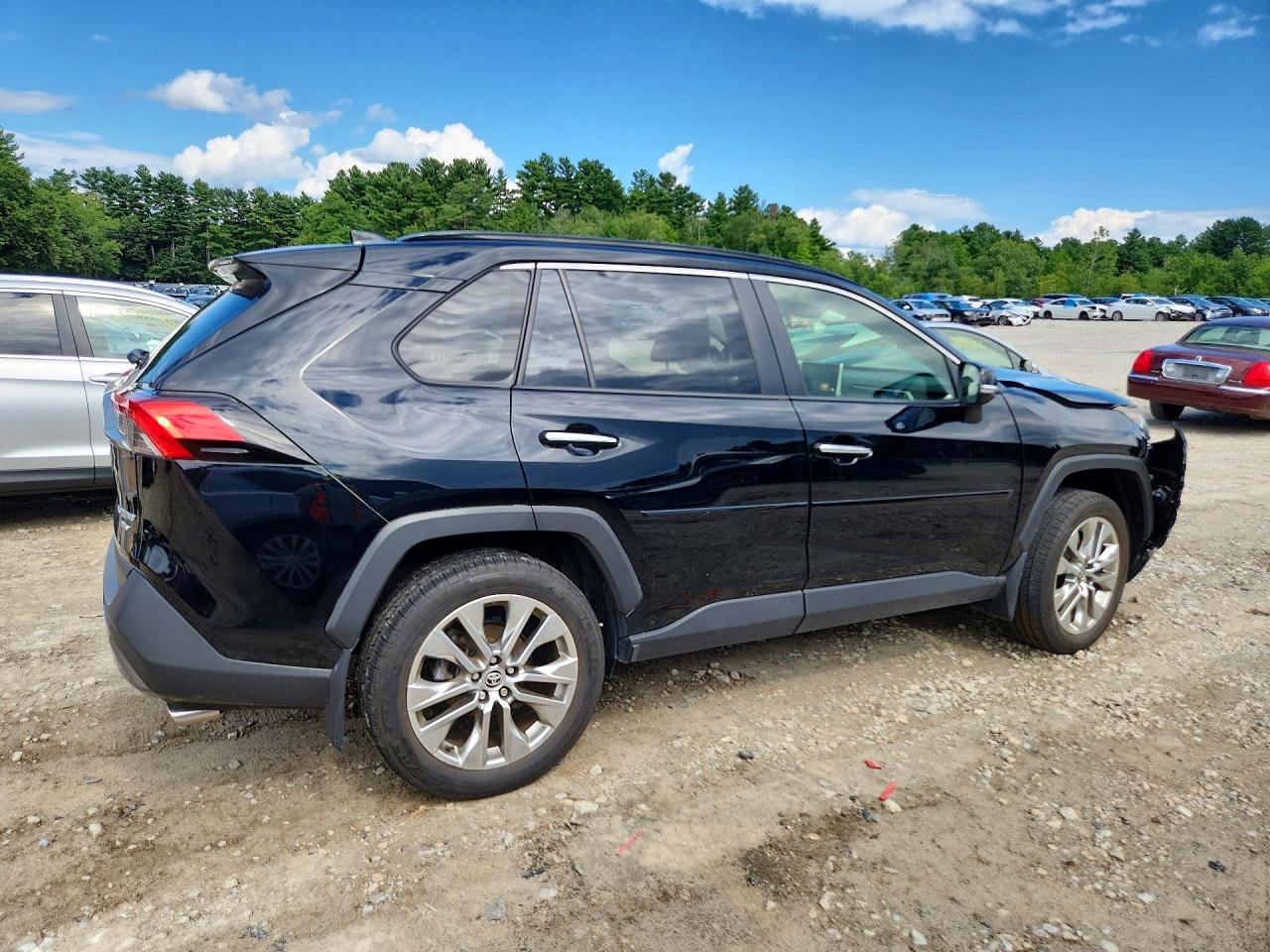 2021 TOYOTA RAV4 LIMITED — снимка 3