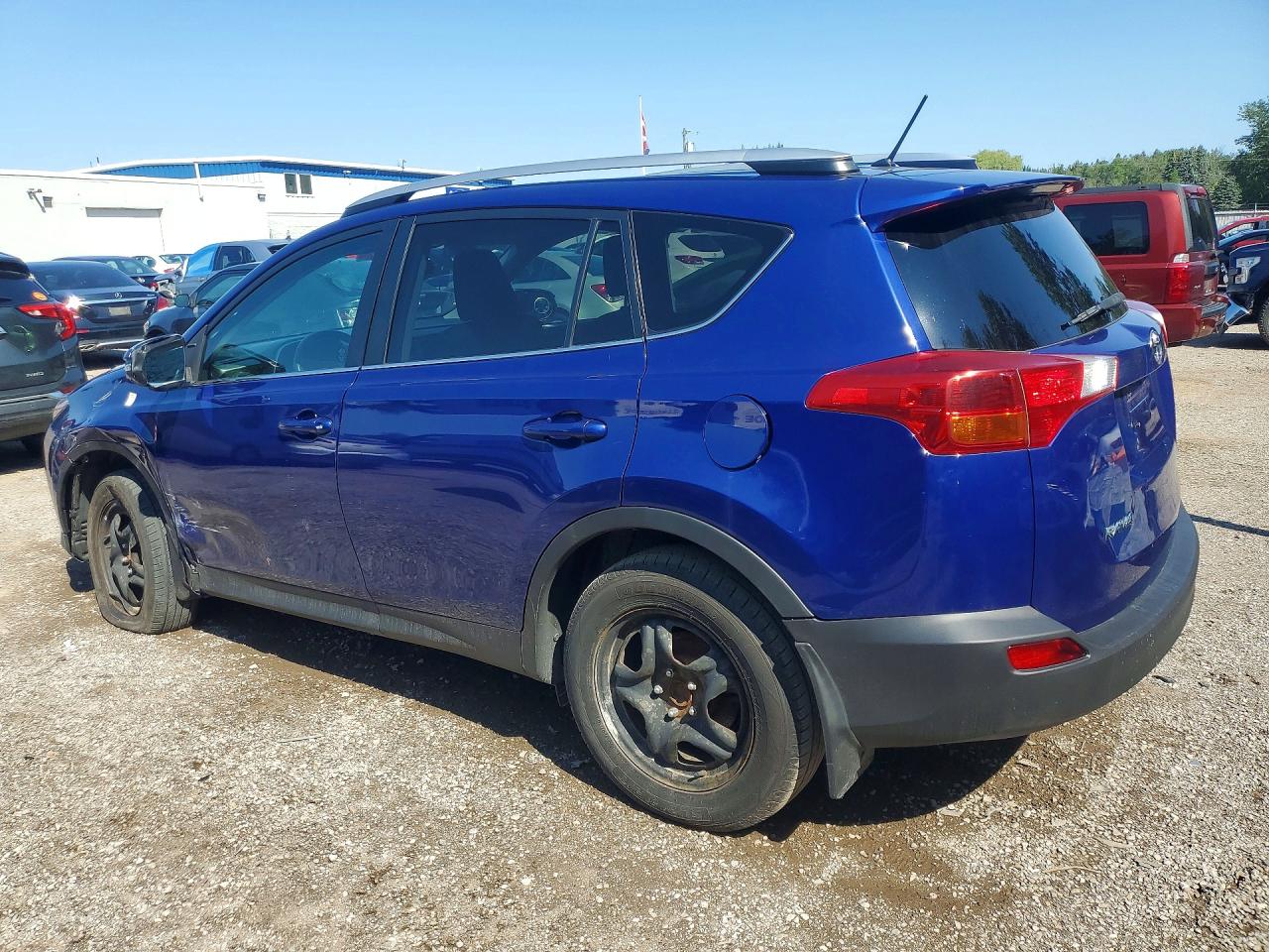 2015 TOYOTA RAV4 LE — снимка 2