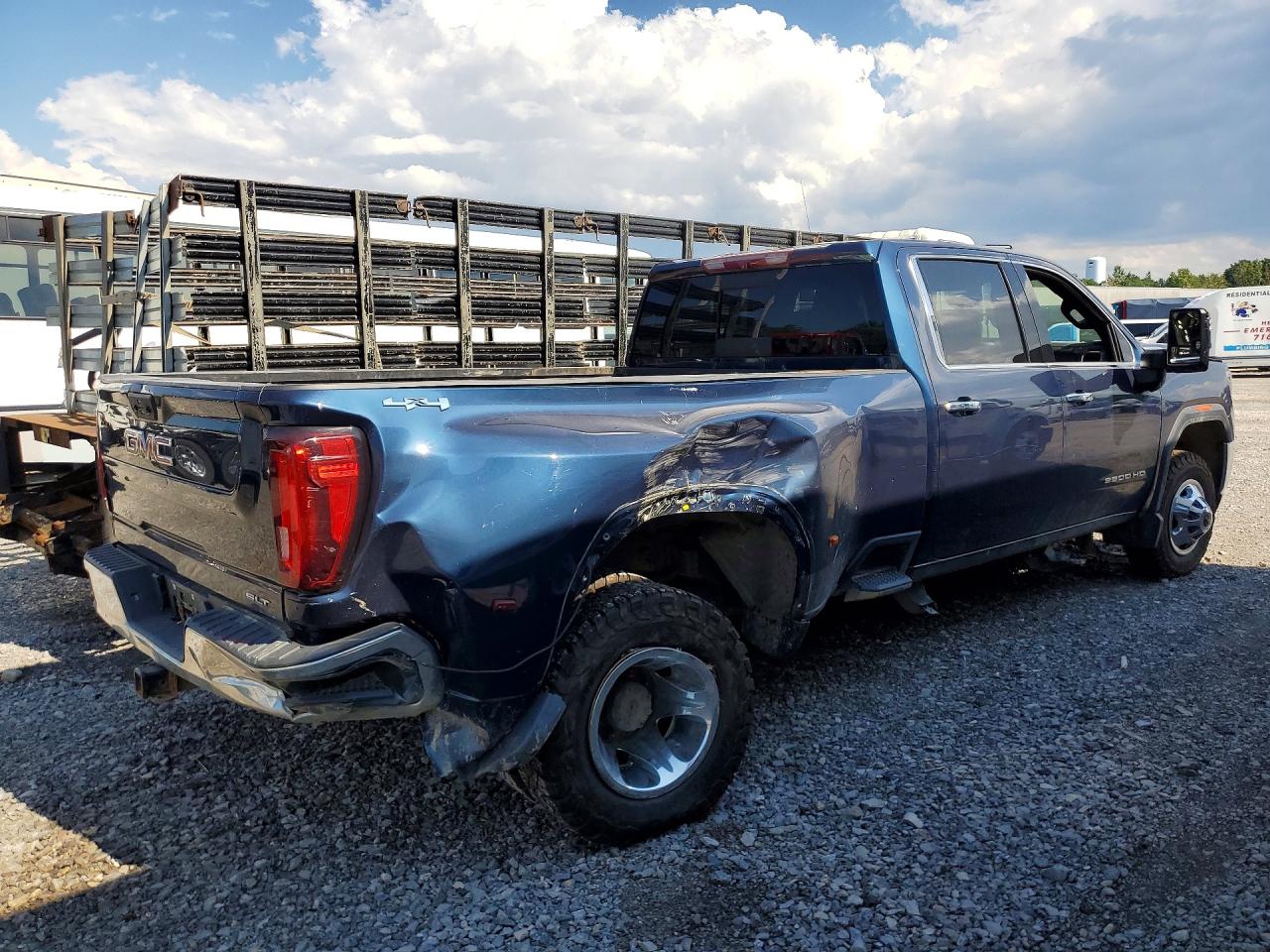 2022 GMC SIERRA K3500 SLT — снимка 3