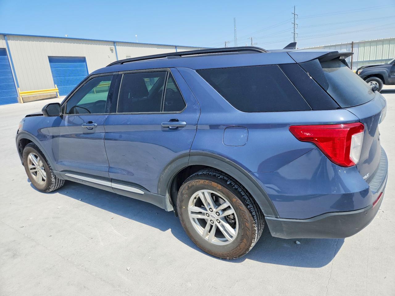 2021 FORD EXPLORER XLT — снимка 2
