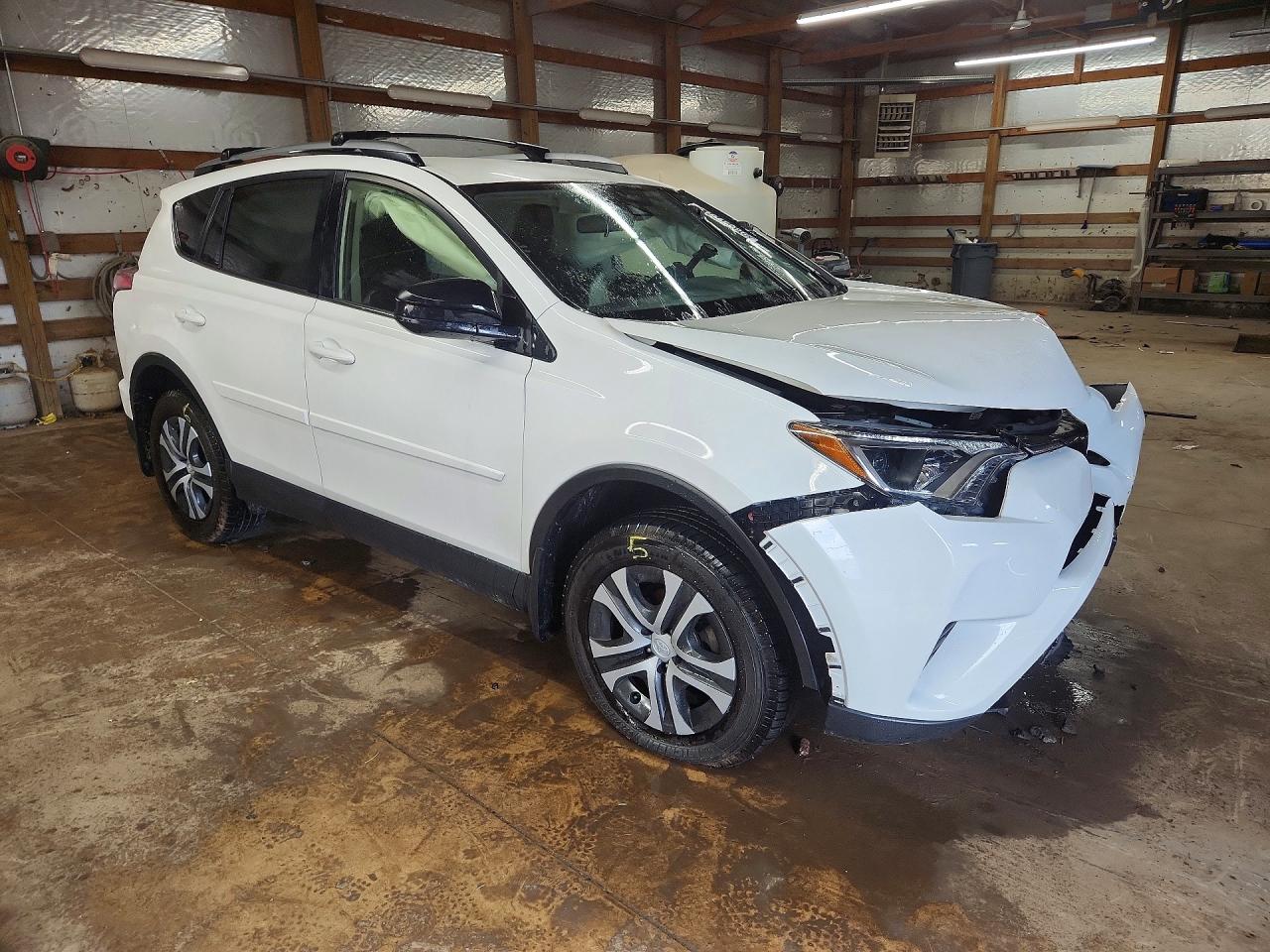 2018 TOYOTA RAV4 LE — снимка 4