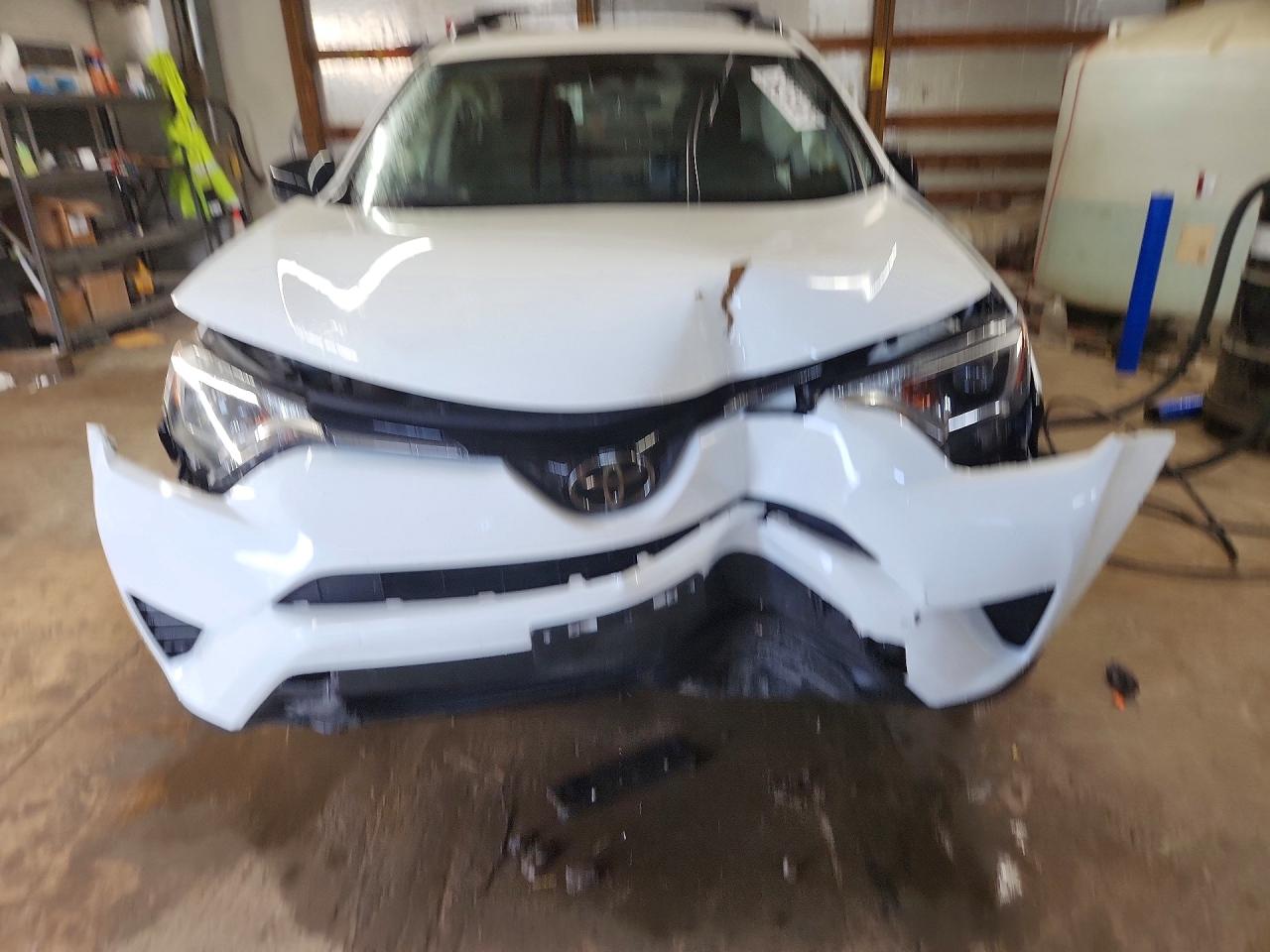 2018 TOYOTA RAV4 LE — снимка 5