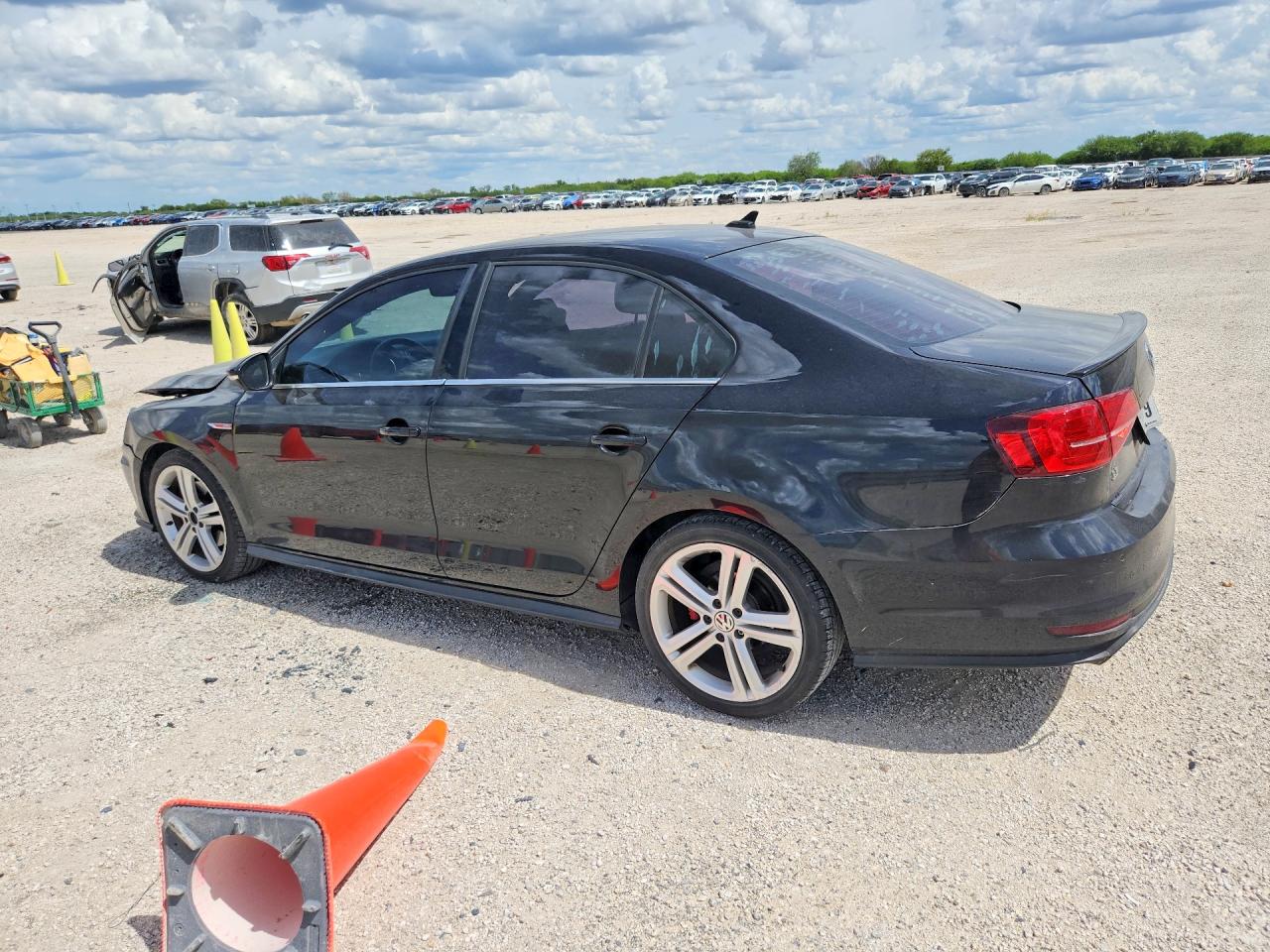 2017 VOLKSWAGEN JETTA GLI — снимка 2