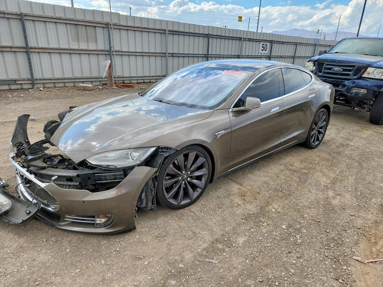 2015 TESLA MODEL S