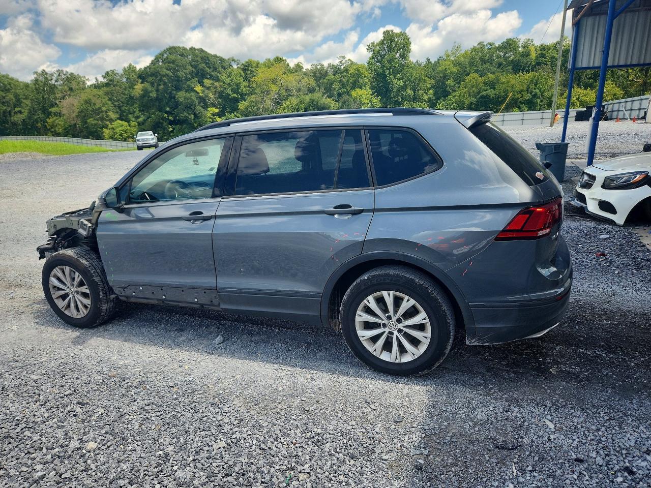 2018 VOLKSWAGEN TIGUAN S — снимка 2
