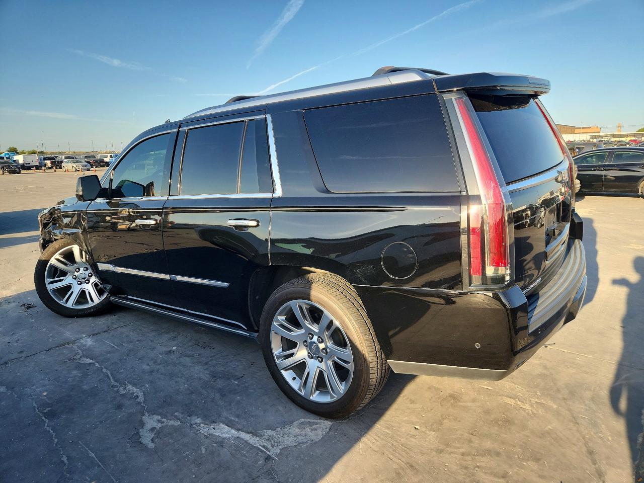 2017 CADILLAC ESCALADE PREMIUM LUXURY — снимка 2