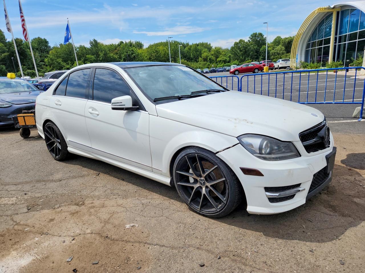 2013 MERCEDES-BENZ C 300 4MATIC — снимка 4
