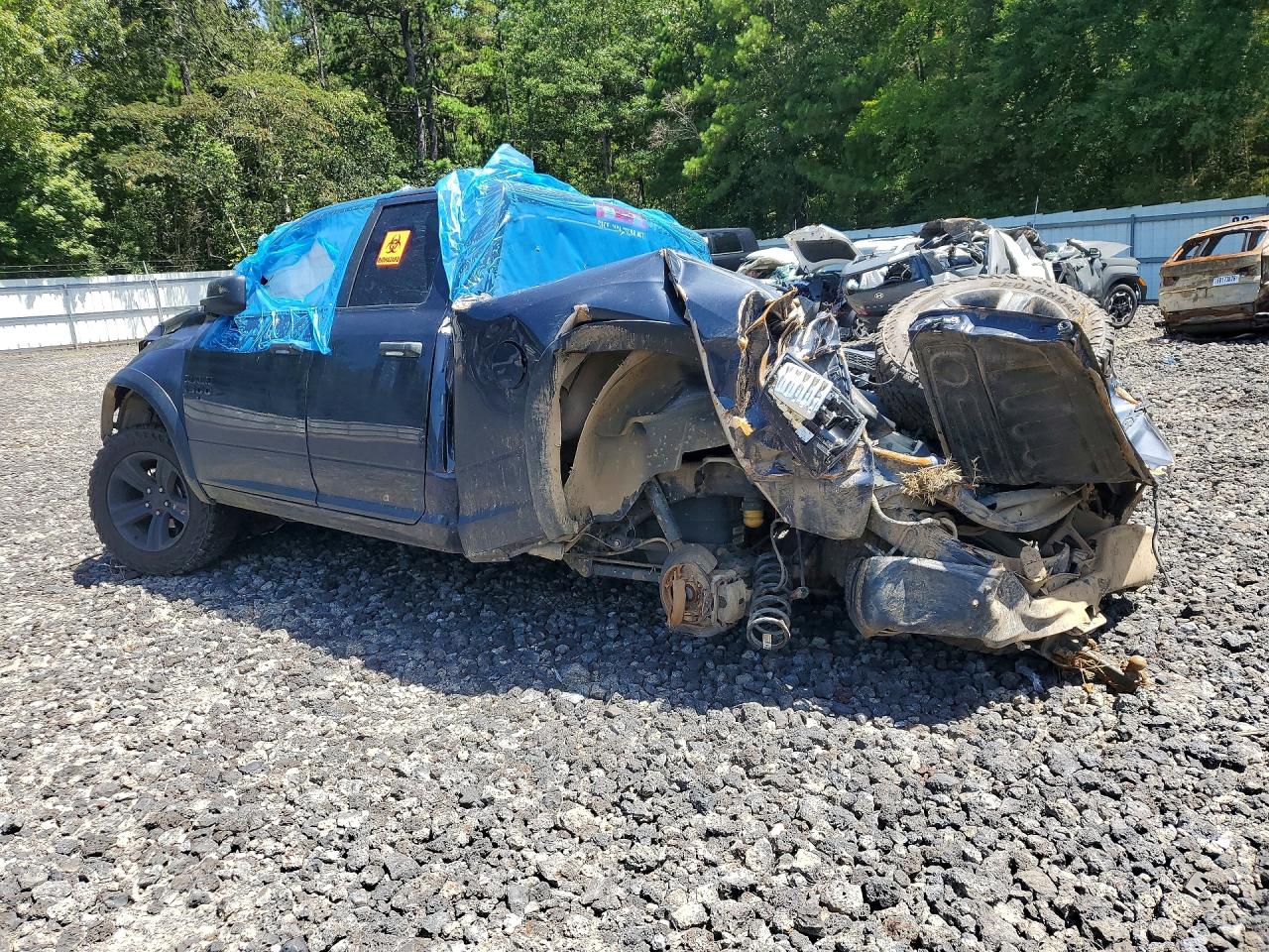 2021 RAM 1500 CLASSIC SLT — снимка 2
