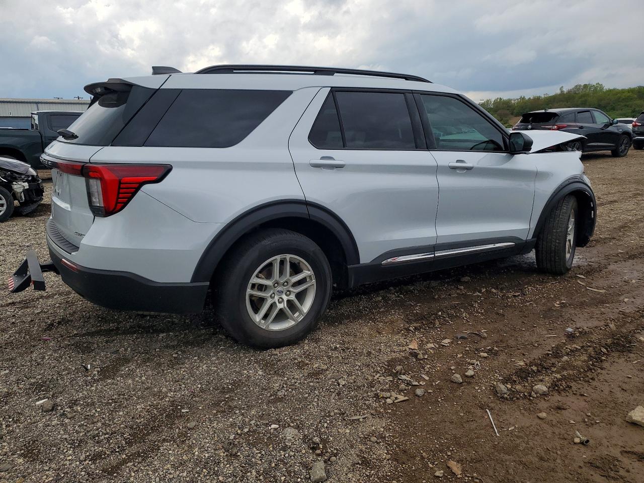 2025 FORD EXPLORER ACTIVE — снимка 3