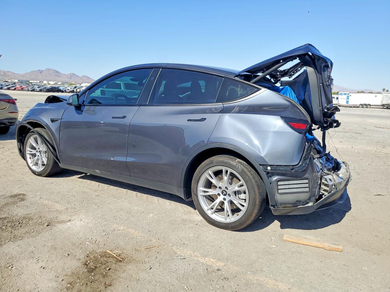 2023 TESLA MODEL Y — снимка 2