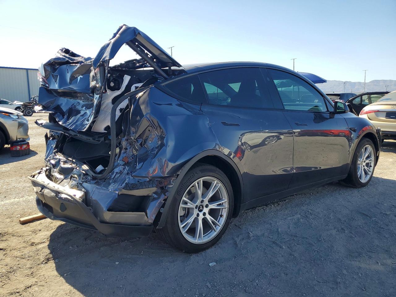 2023 TESLA MODEL Y — снимка 3