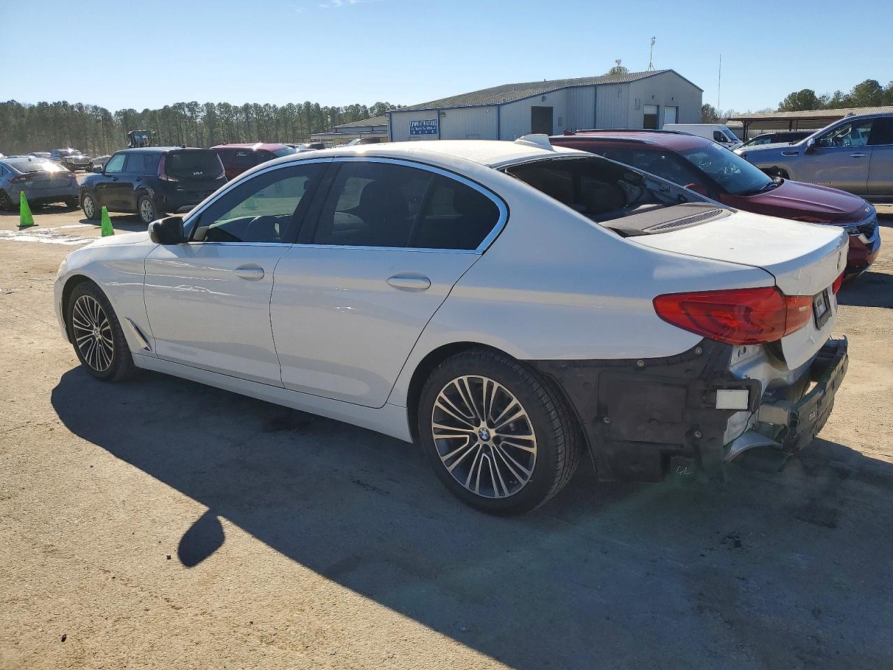 2019 BMW 530 I — снимка 2