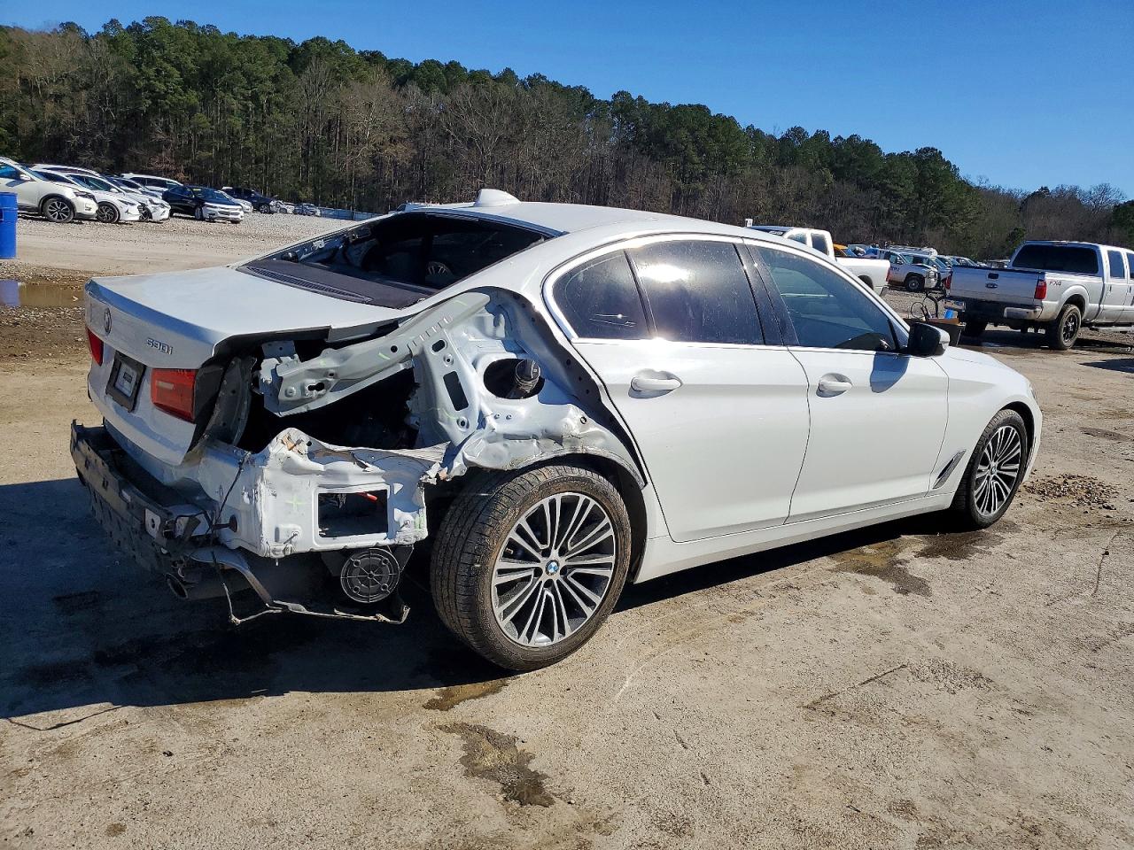2019 BMW 530 I — снимка 3