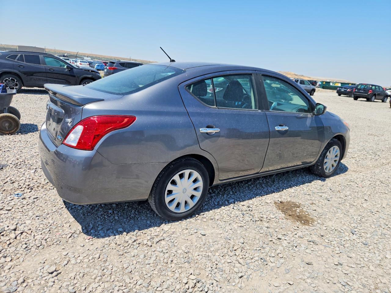 2016 NISSAN VERSA 1.6 SV — снимка 3