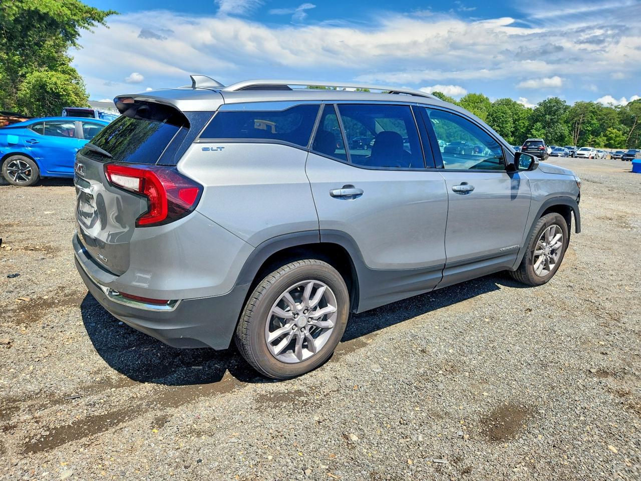 2024 GMC TERRAIN SLT — снимка 3