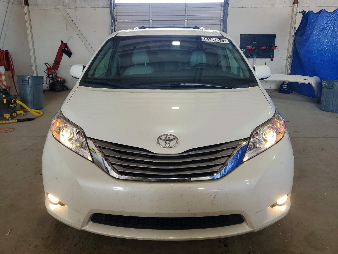 2015 TOYOTA SIENNA XLE 8-PASSENGER — снимка 5