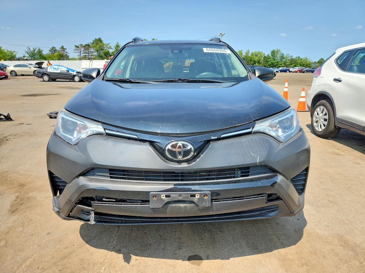 2018 TOYOTA RAV4 LE — снимка 5