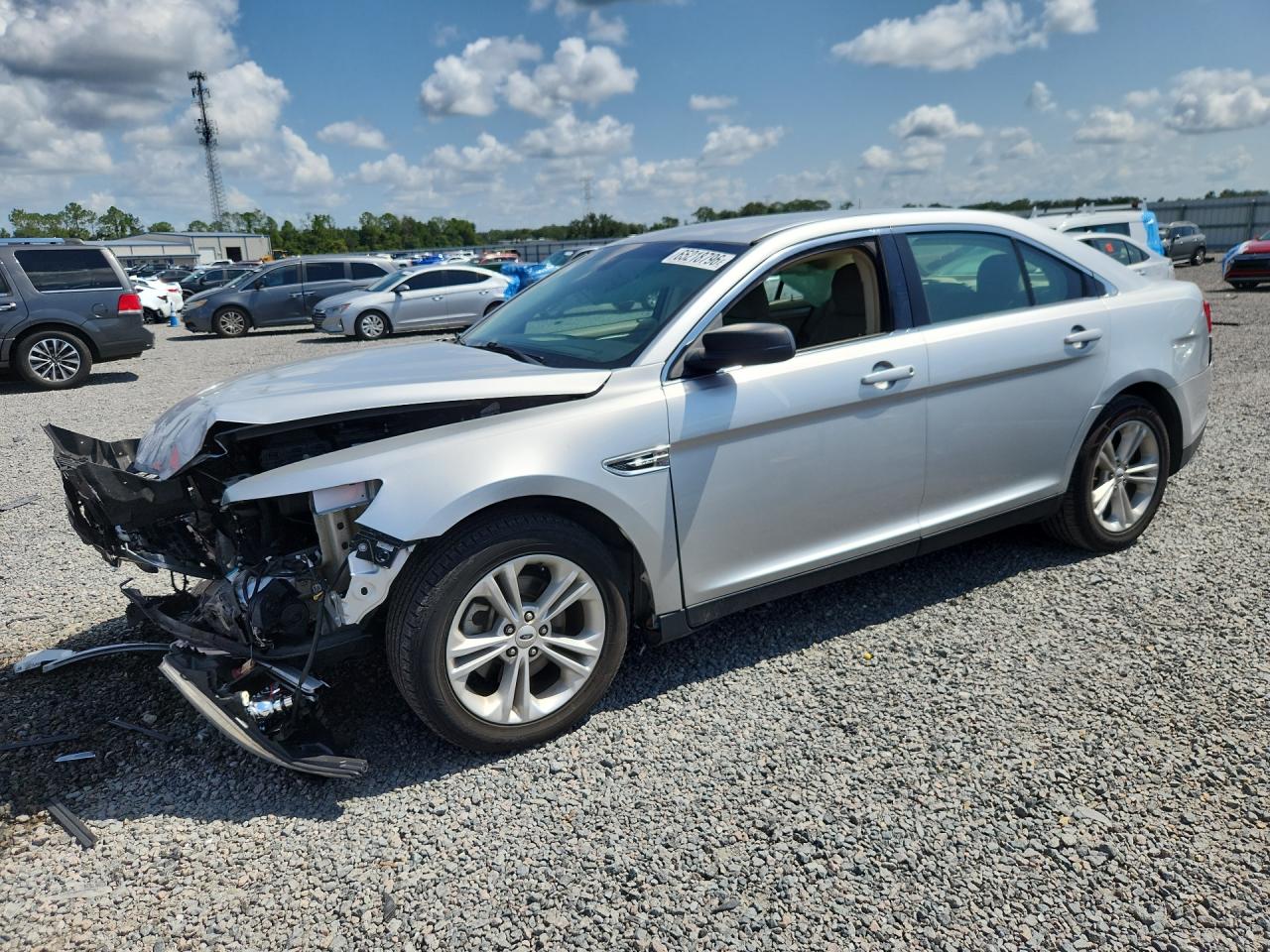 2016 FORD TAURUS SE