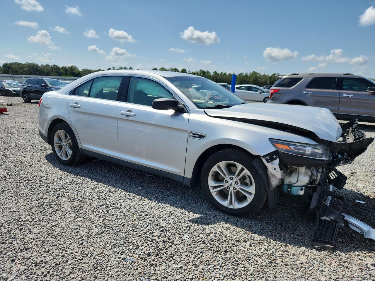 2016 FORD TAURUS SE — снимка 4