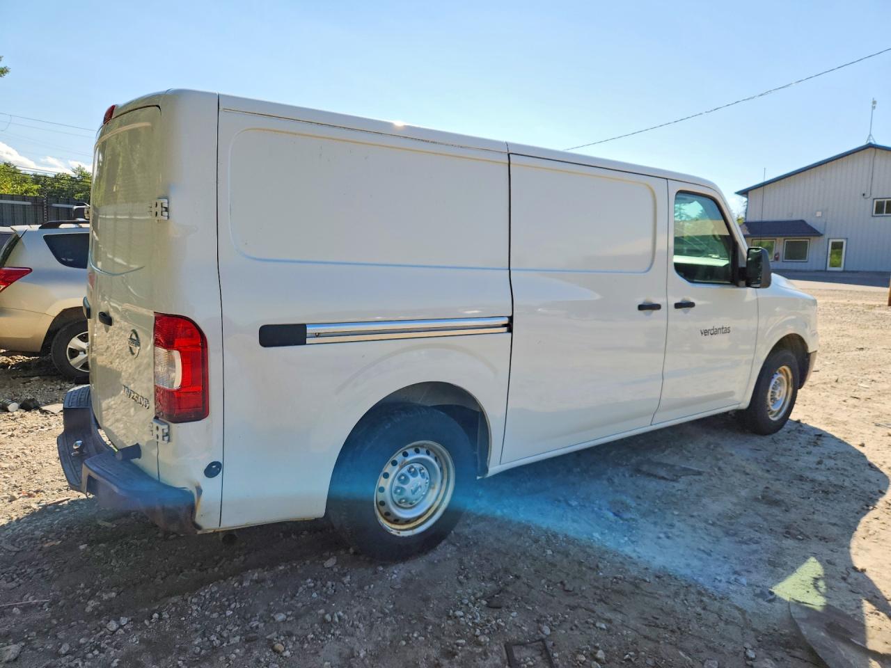 2017 NISSAN NV 2500 HD S — снимка 3