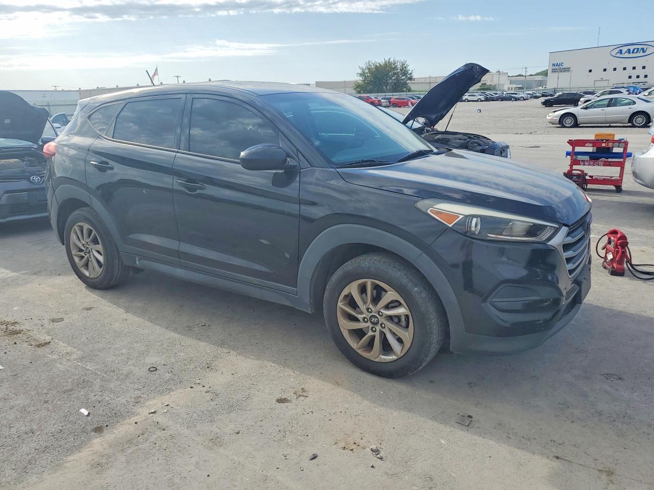 2017 HYUNDAI TUCSON SE — снимка 4