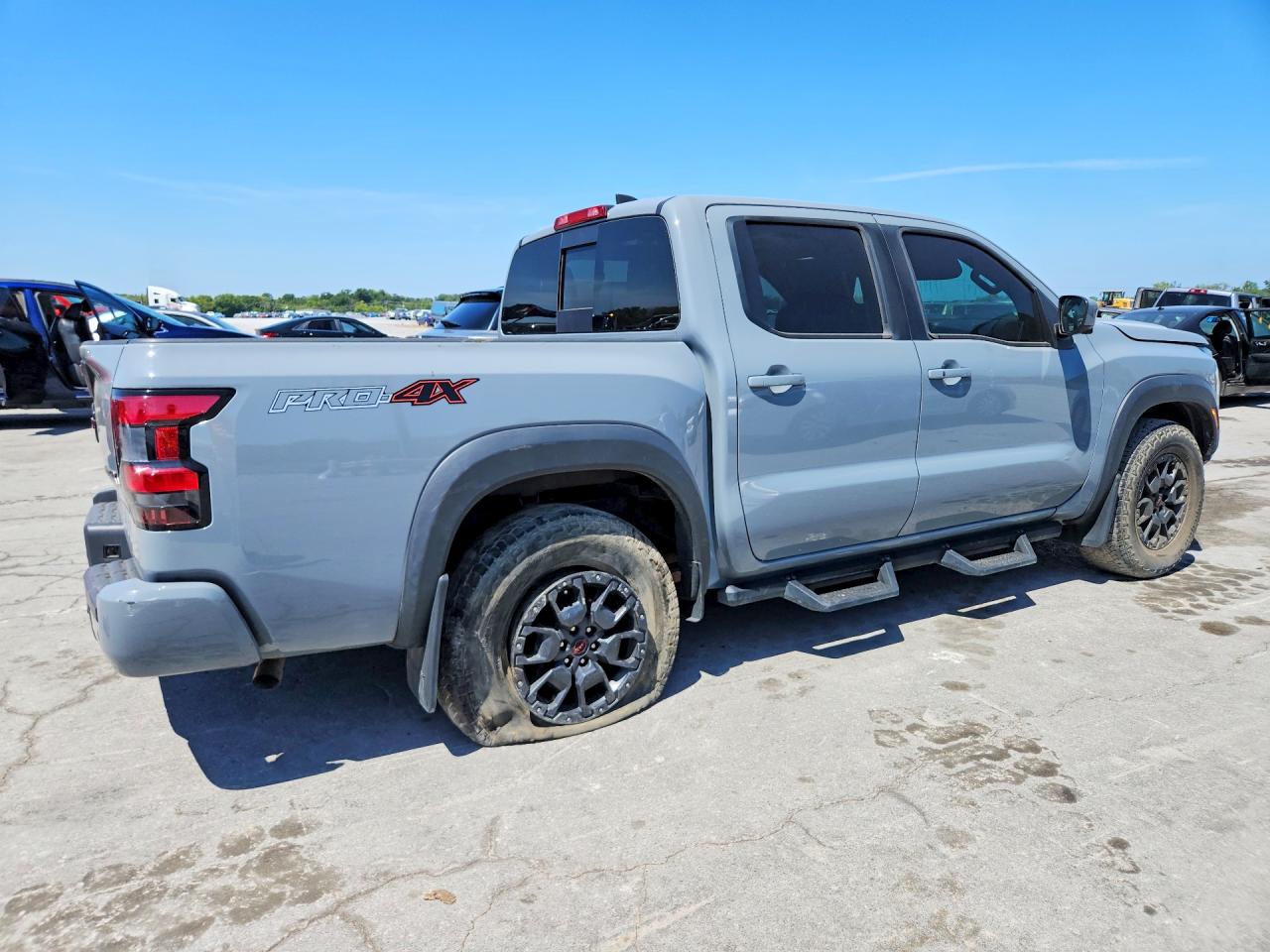 2023 NISSAN FRONTIER PRO-4X — снимка 3