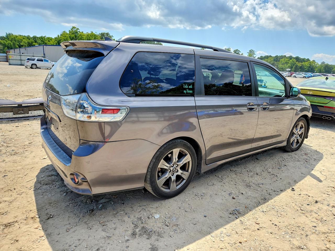 2018 TOYOTA SIENNA SE PREMIUM 8-PASSENGER — снимка 3