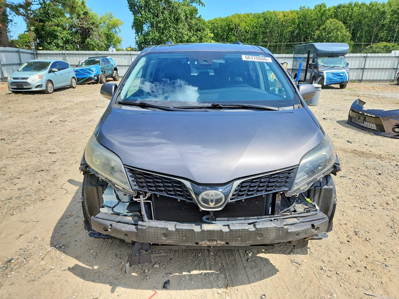 2018 TOYOTA SIENNA SE PREMIUM 8-PASSENGER — снимка 5