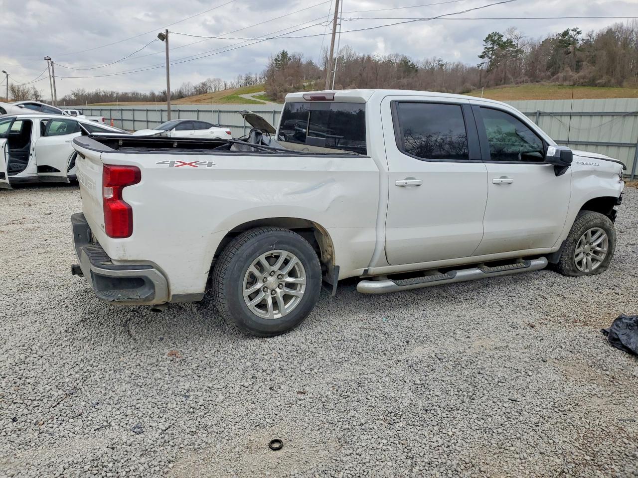 2019 CHEVROLET SILVERADO K1500 LT — снимка 3