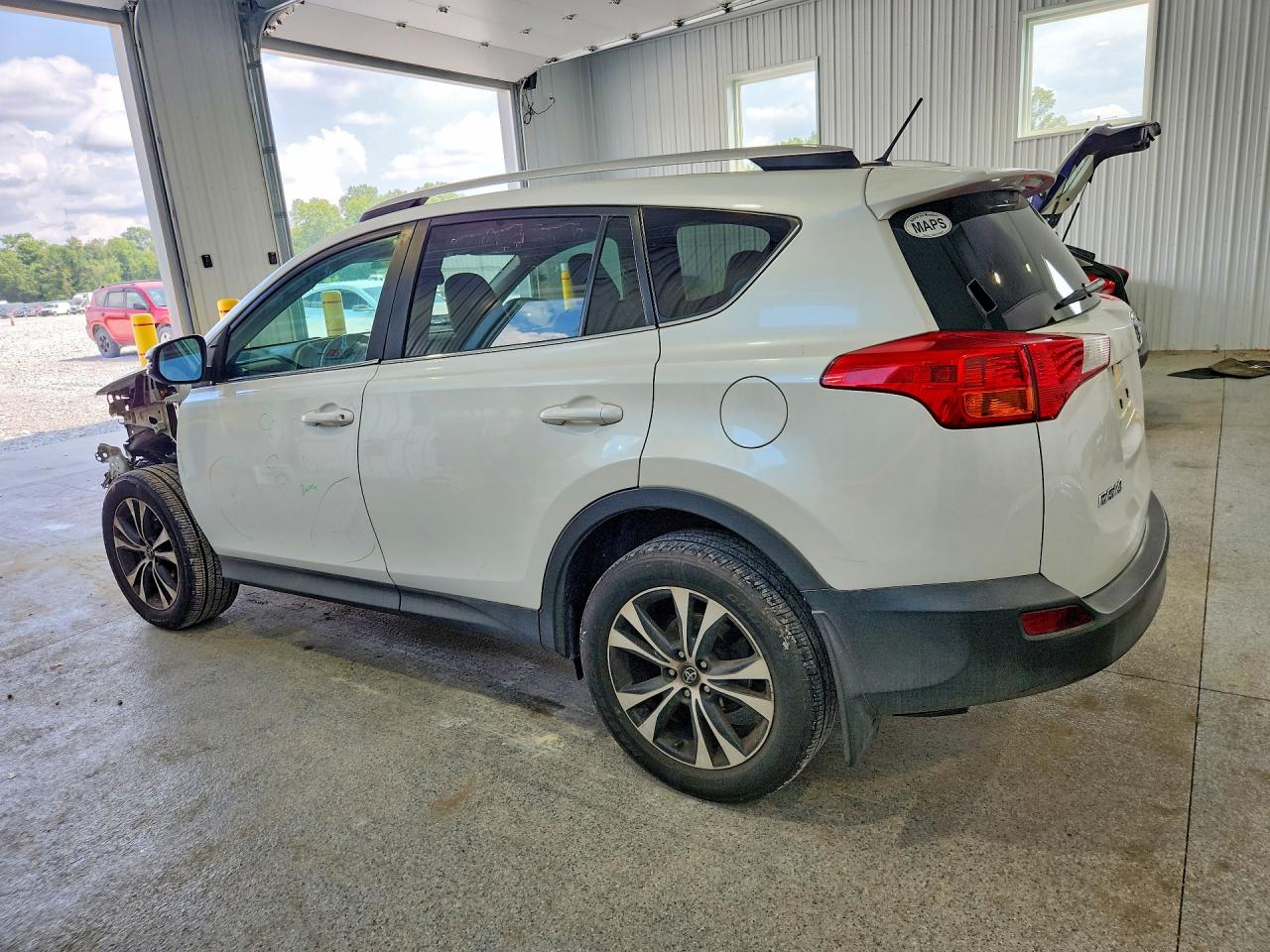 2015 TOYOTA RAV4 LIMITED — снимка 2
