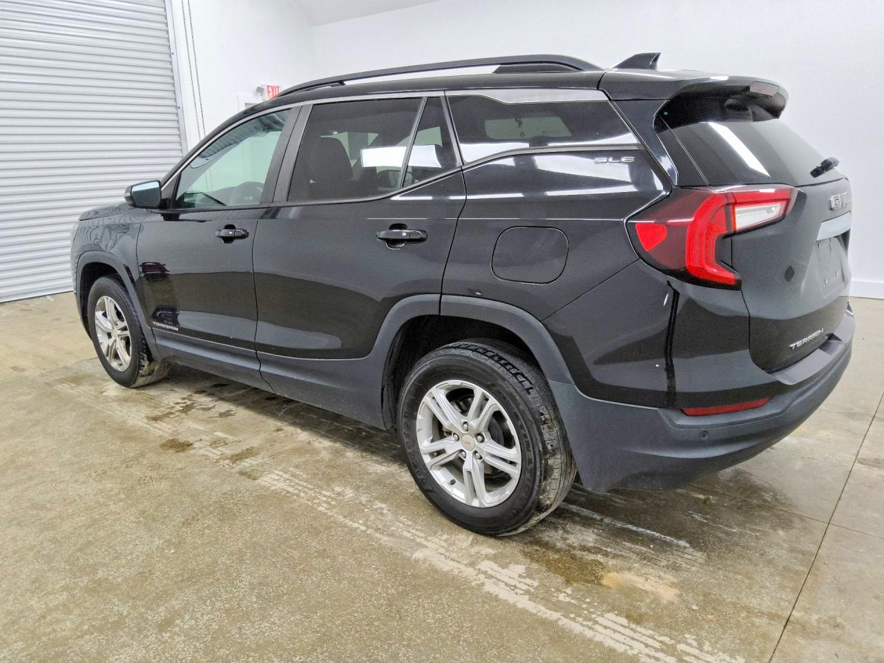 2022 GMC TERRAIN SLE — снимка 2