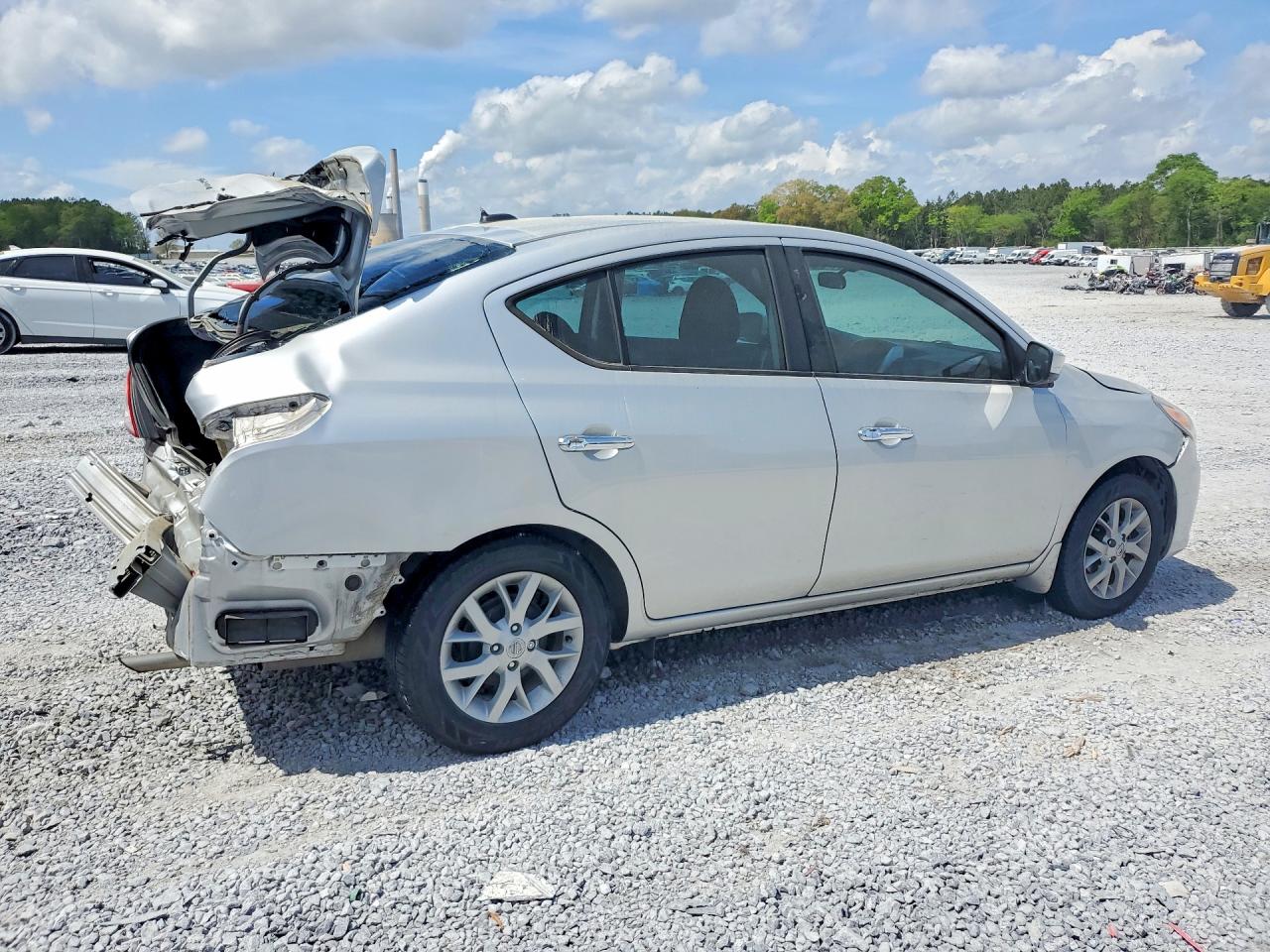 2017 NISSAN VERSA 1.6 S — снимка 3