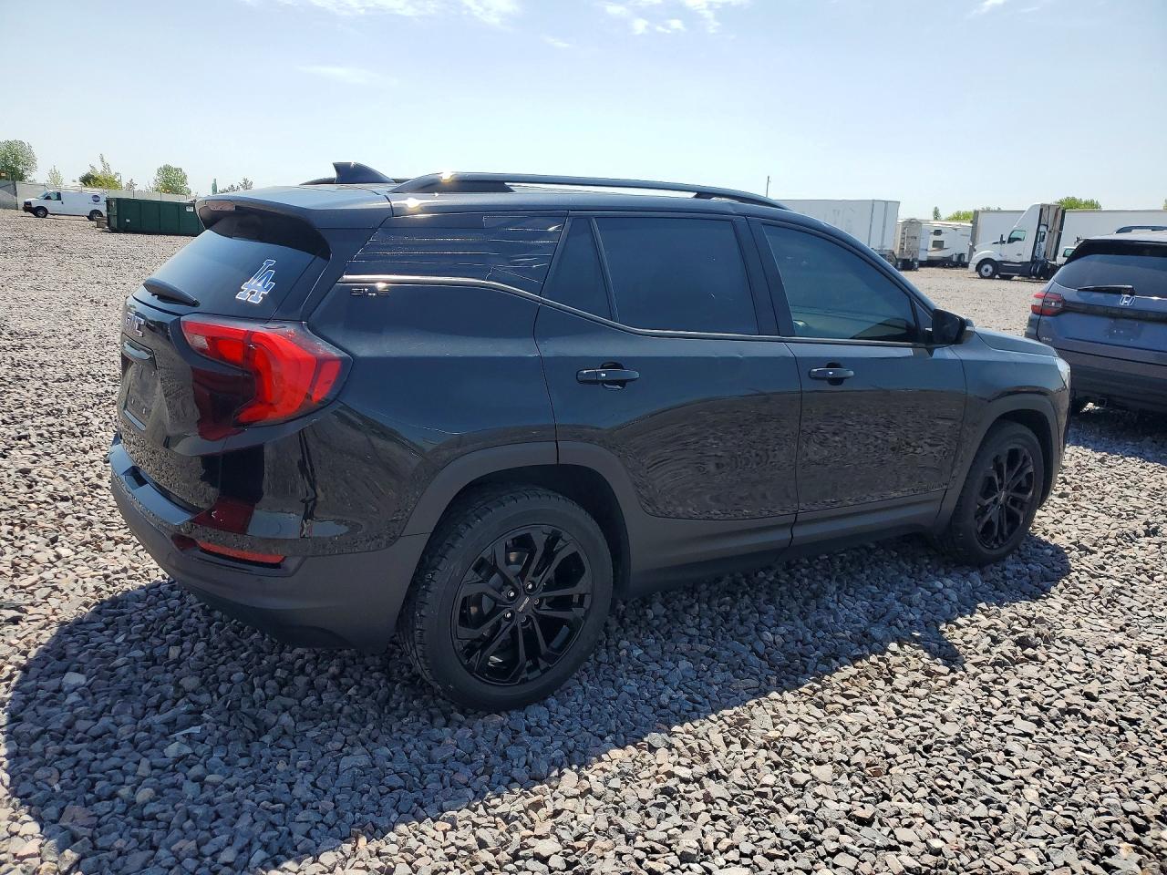 2021 GMC TERRAIN SLE — снимка 3