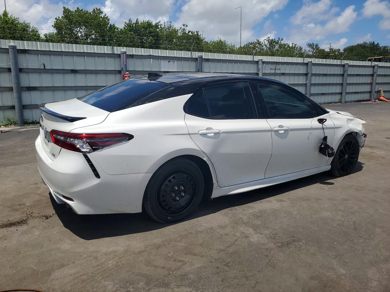 2022 TOYOTA CAMRY XSE — снимка 3