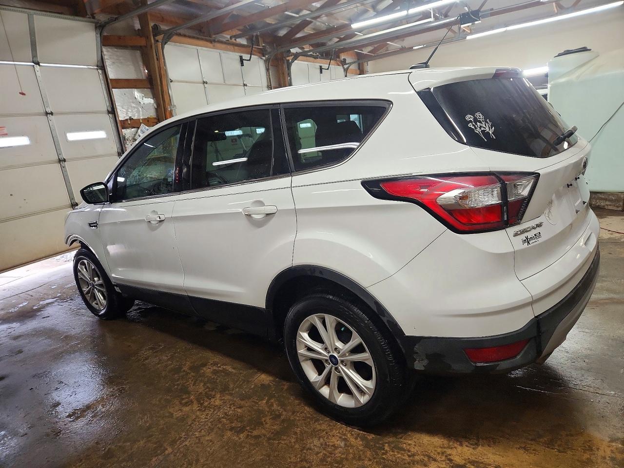 2017 FORD ESCAPE SE — снимка 2