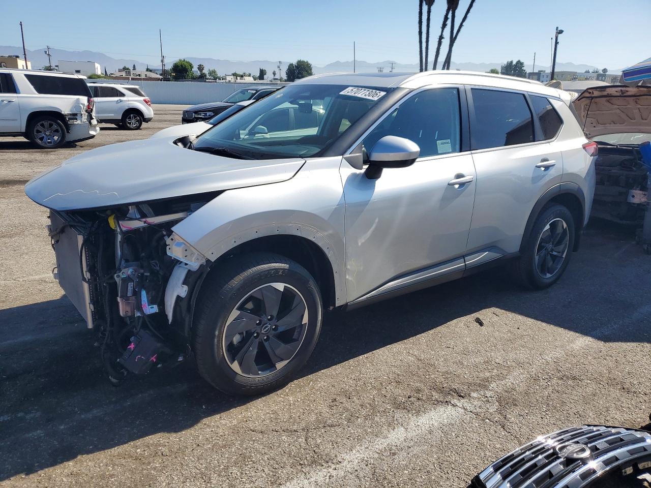 2025 NISSAN ROGUE SV