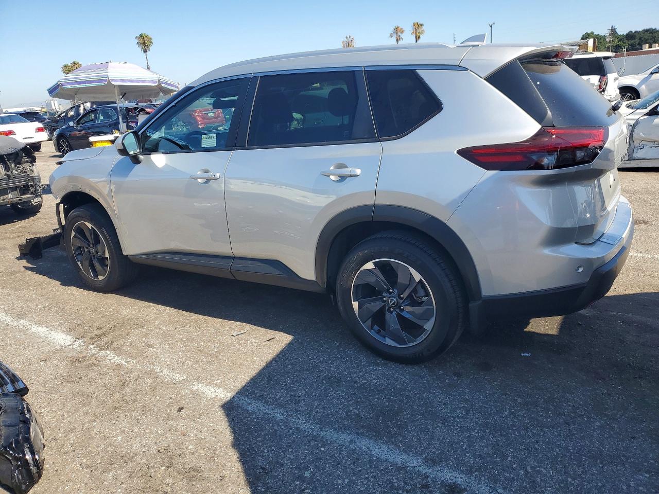 2025 NISSAN ROGUE SV — снимка 2