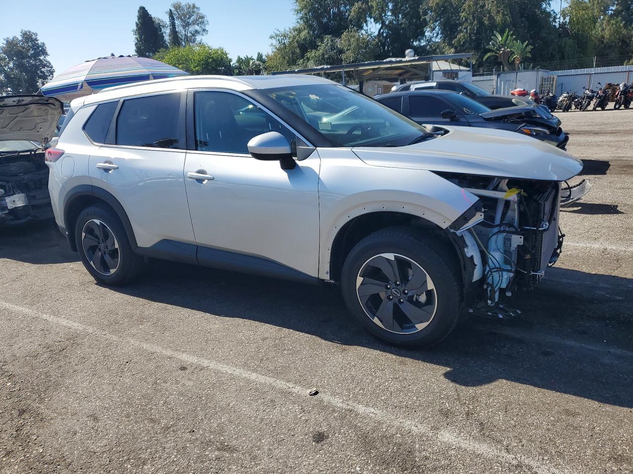 2025 NISSAN ROGUE SV — снимка 4