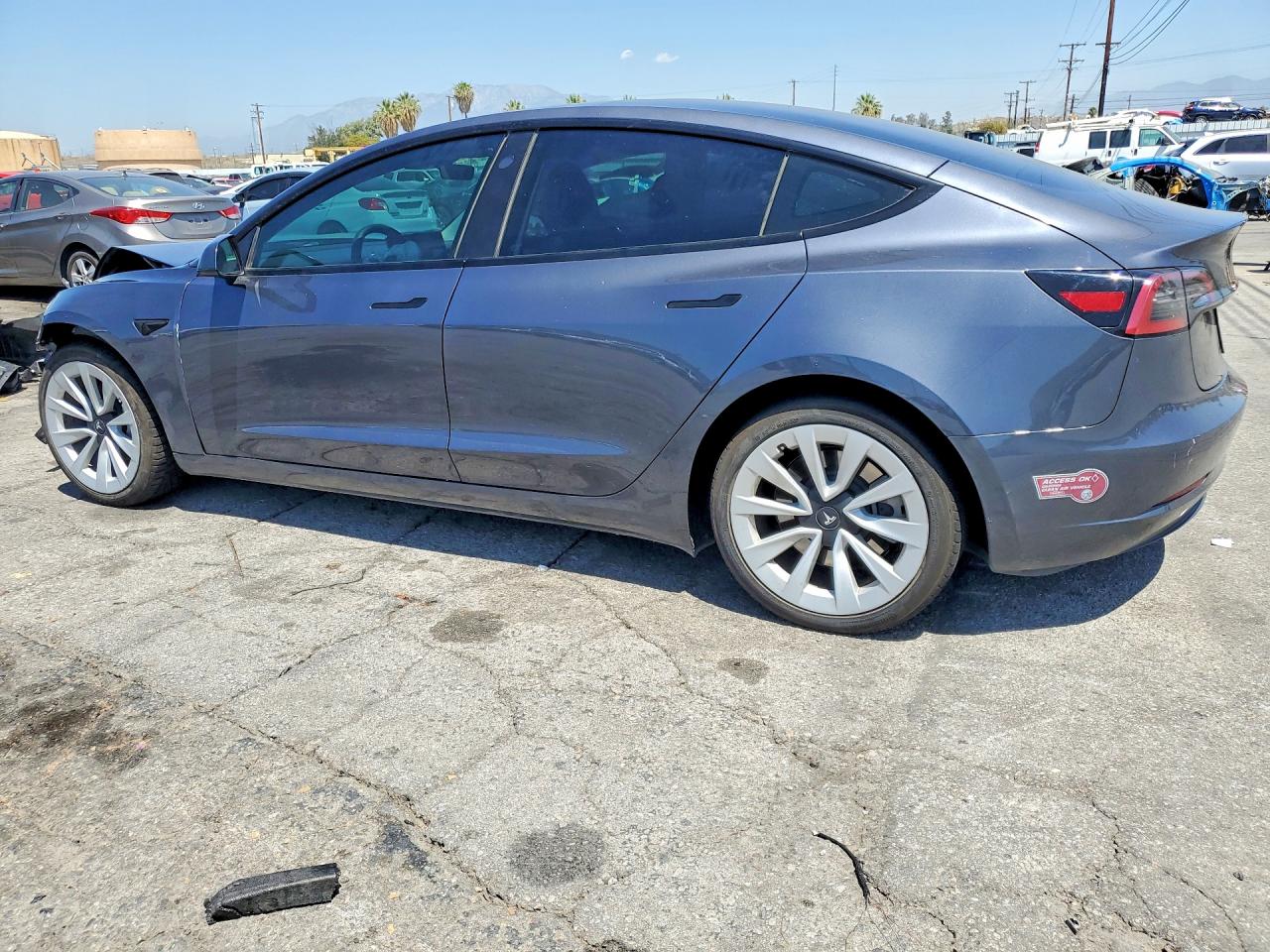 2023 TESLA MODEL 3 — снимка 2
