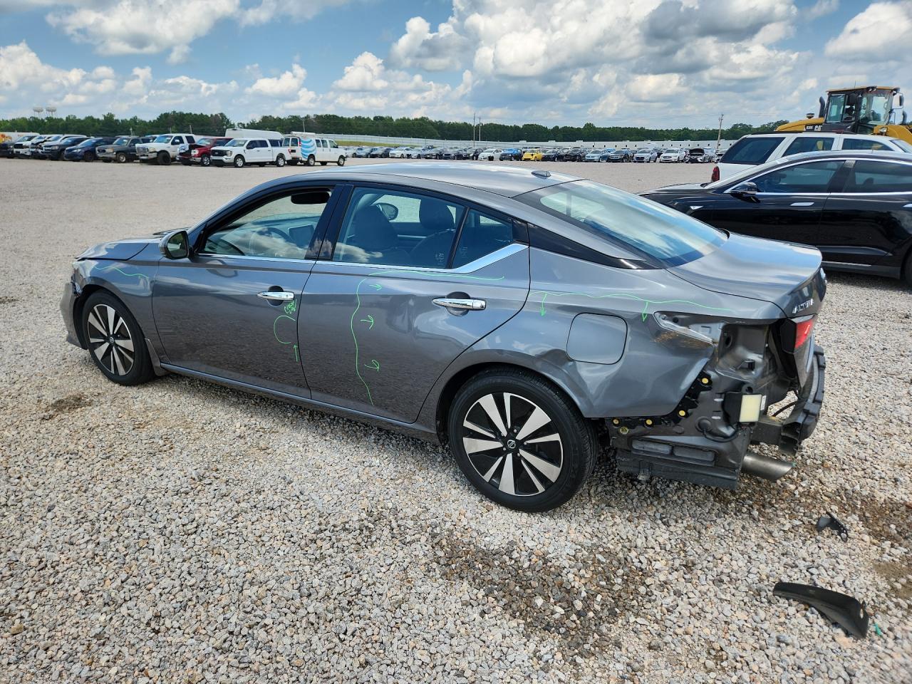 2019 NISSAN ALTIMA SV — снимка 2