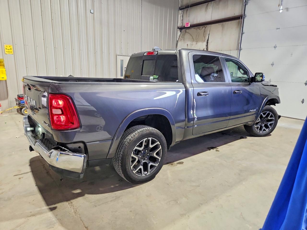 2026 RAM 1500 LARAMIE — снимка 3