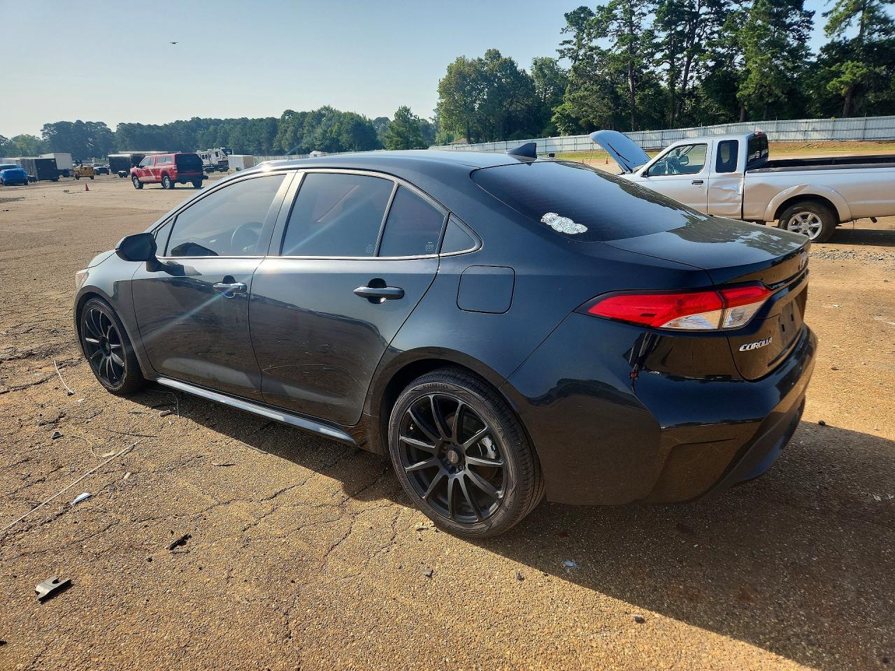 2022 TOYOTA COROLLA LE — снимка 2