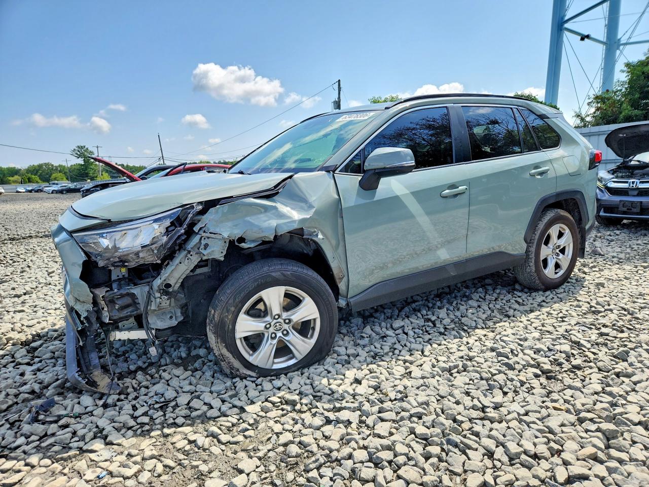 2021 TOYOTA RAV4 XLE