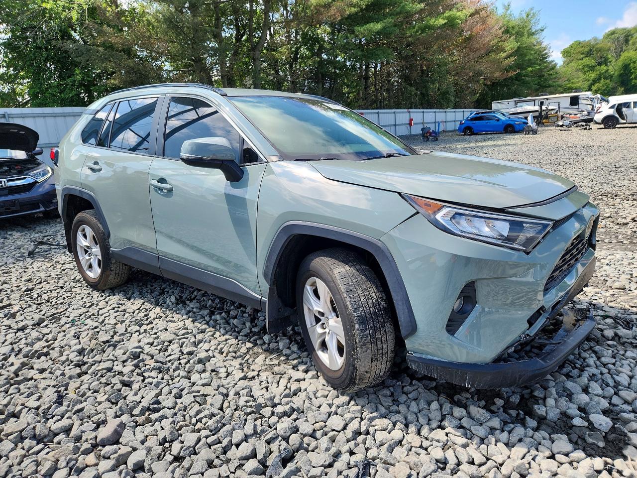 2021 TOYOTA RAV4 XLE — снимка 4