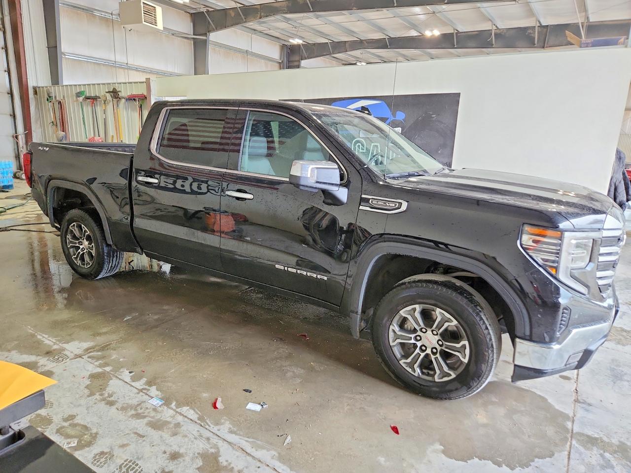 2025 GMC SIERRA K1500 SLT — снимка 4